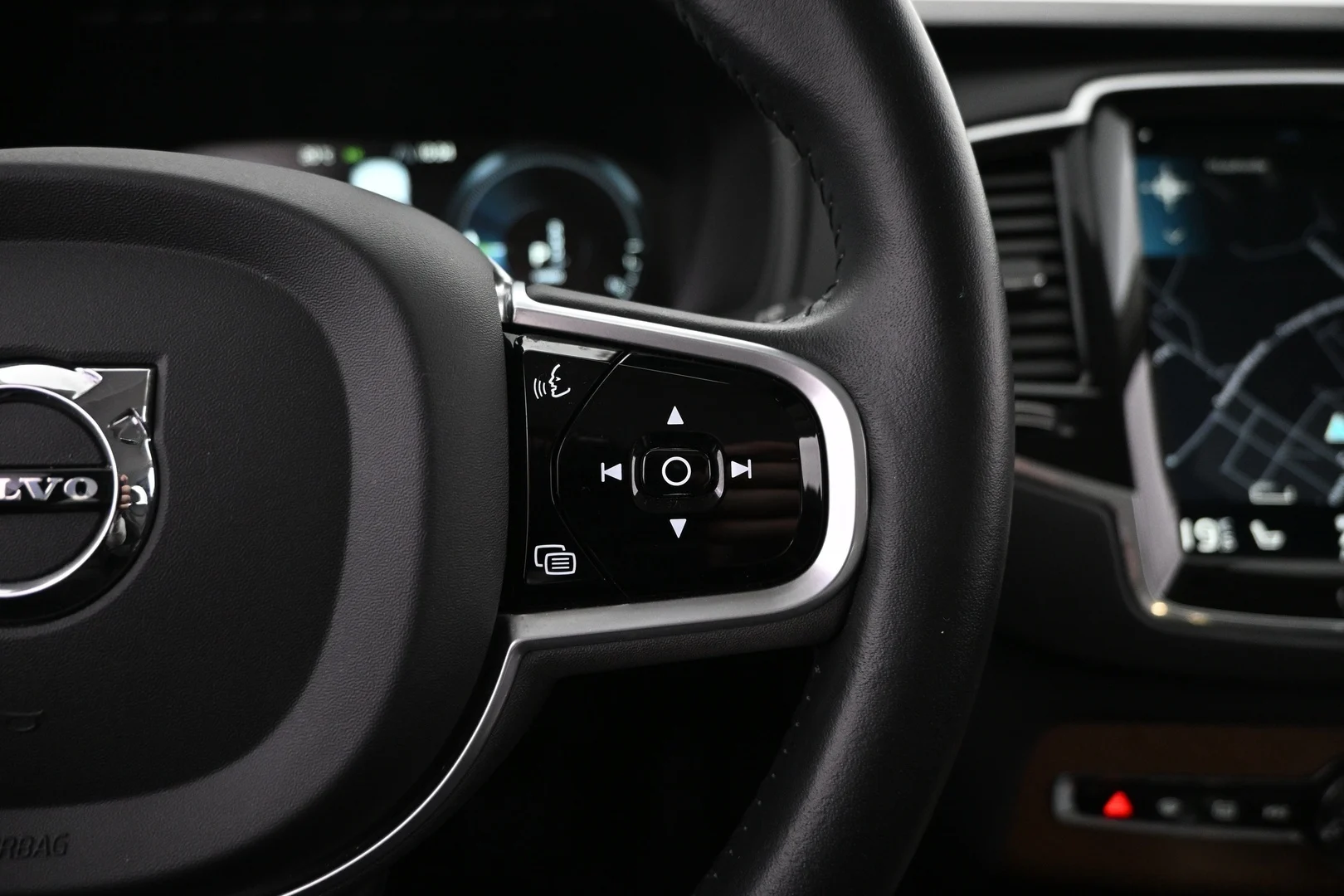 Car Image - 4TSSilqVPzvHXKbhyNBVWJ
