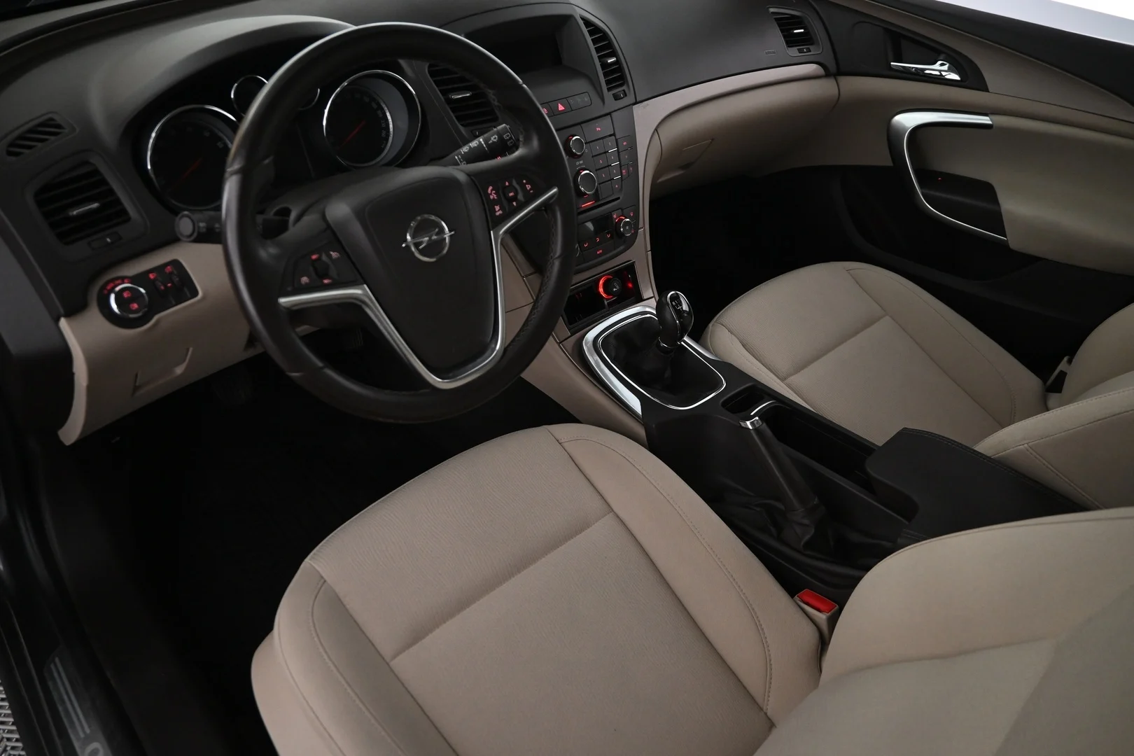 Car Image - 2IpuVD1ezPe0rUFaXTan5K