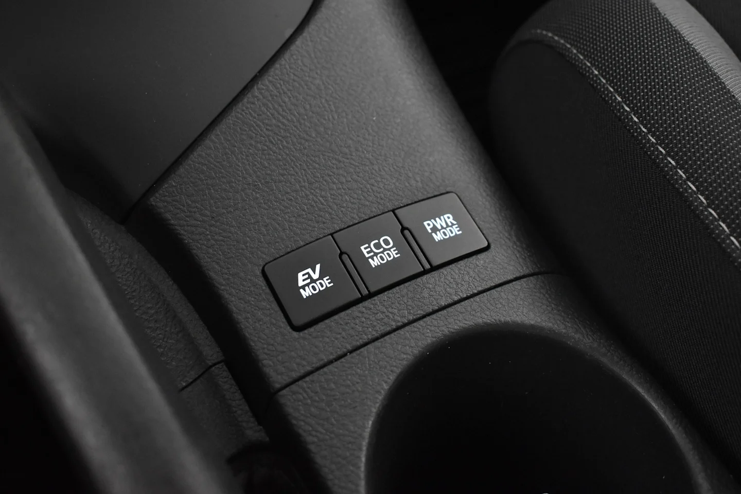 Car Image - 2UCnjWFNFgQzNzDpmMnt1e