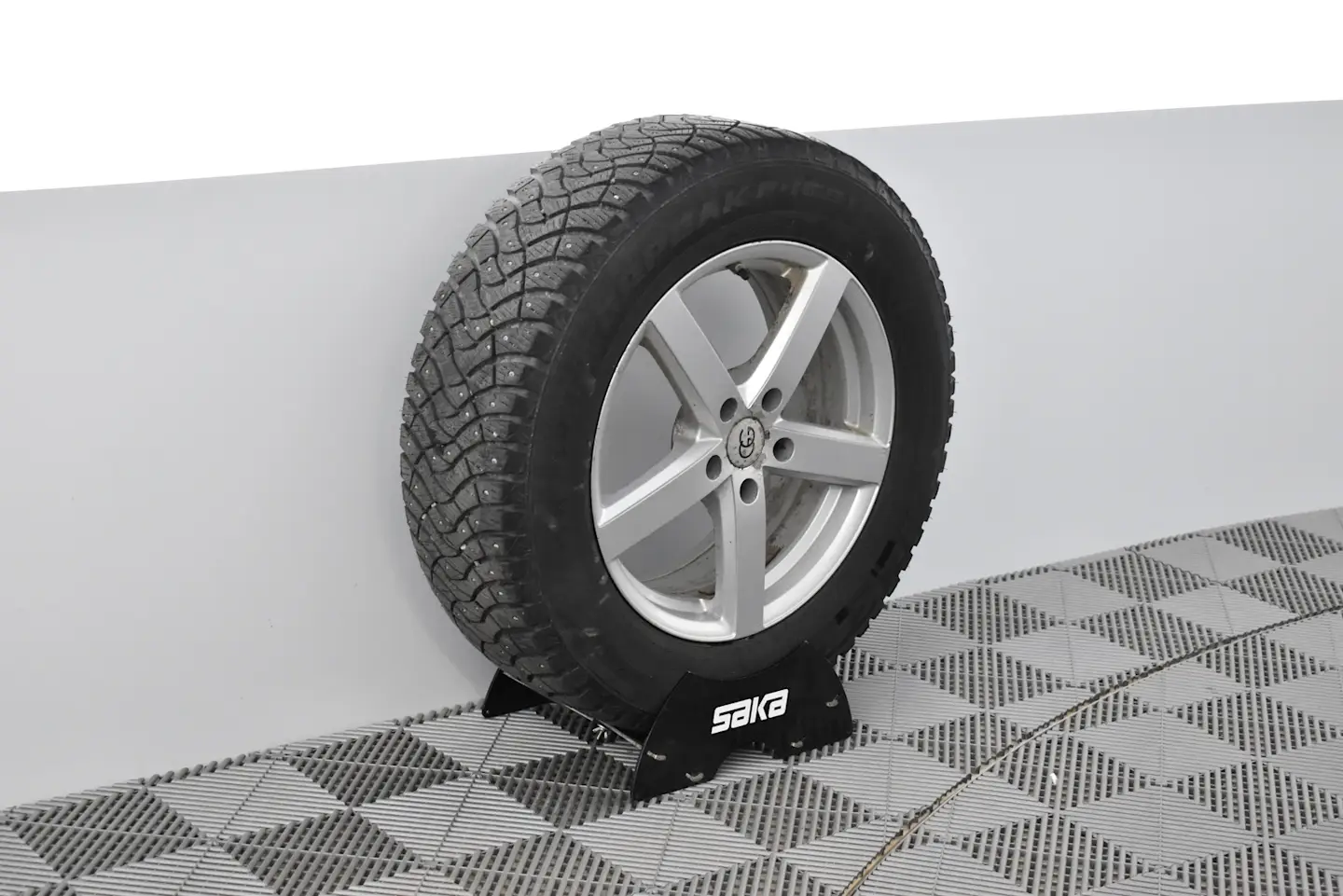 Car Image - 7xtCdh2BwNfoygWE0Zvjja
