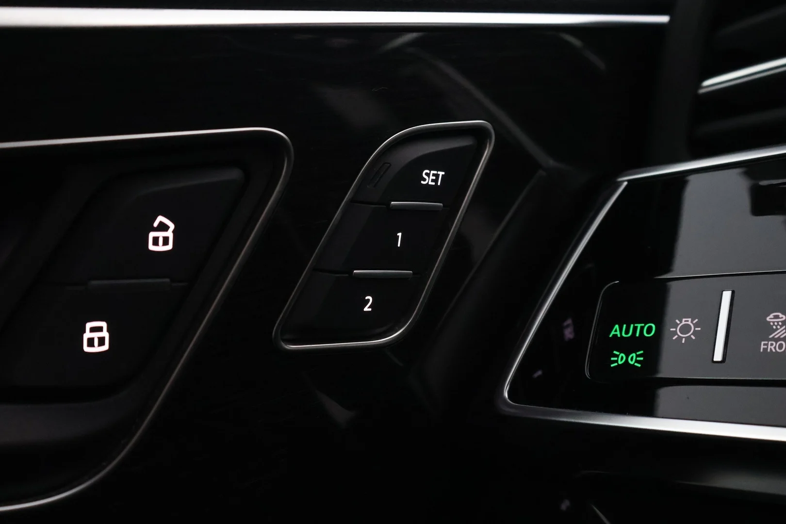 Car Image - 7od7PUCatggpWrAIWVrwoQ