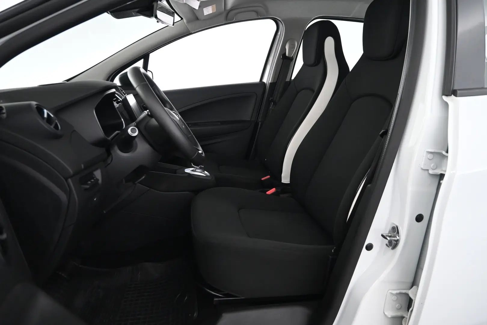 Car Image - 4qyBwgZnRXf71UEvsLZ6Xa