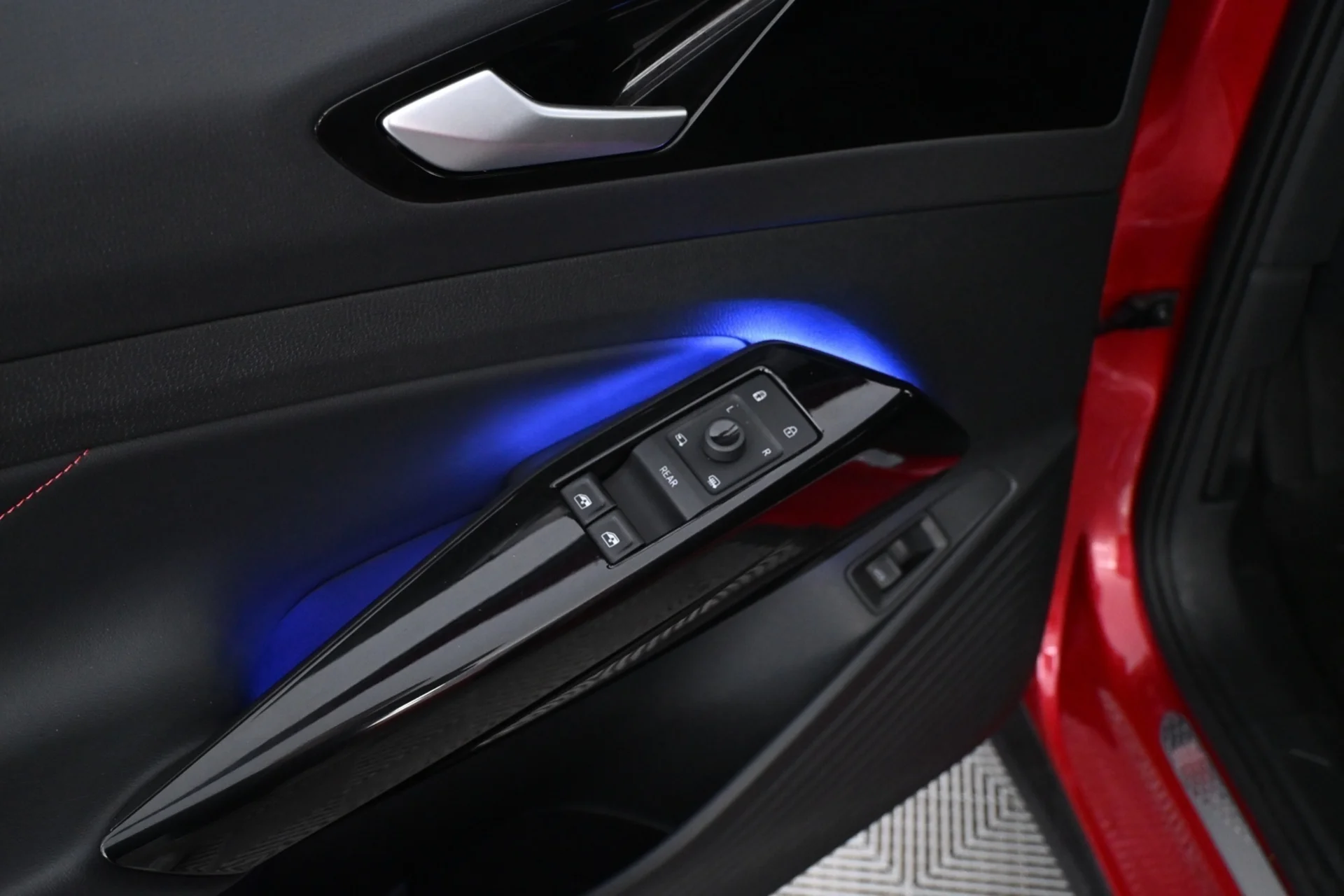 Car Image - 7fc7X1yBr1RVwudpHv5MxH