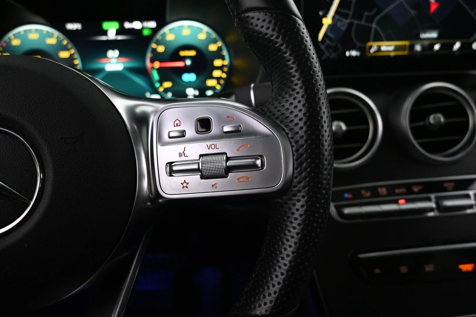 Car Image - 4wzCYuLYxyzpGHZQUmdlyc
