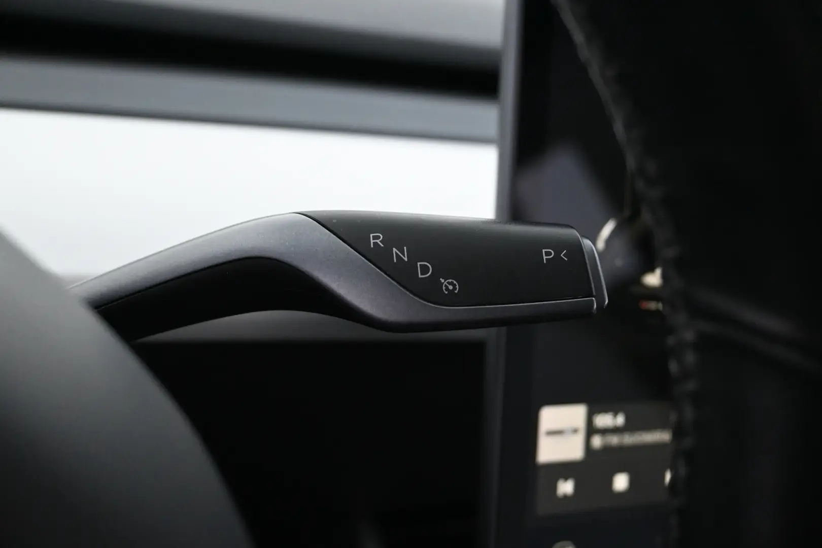 Car Image - 3tV4tPKOhXRCUmhursD8xl