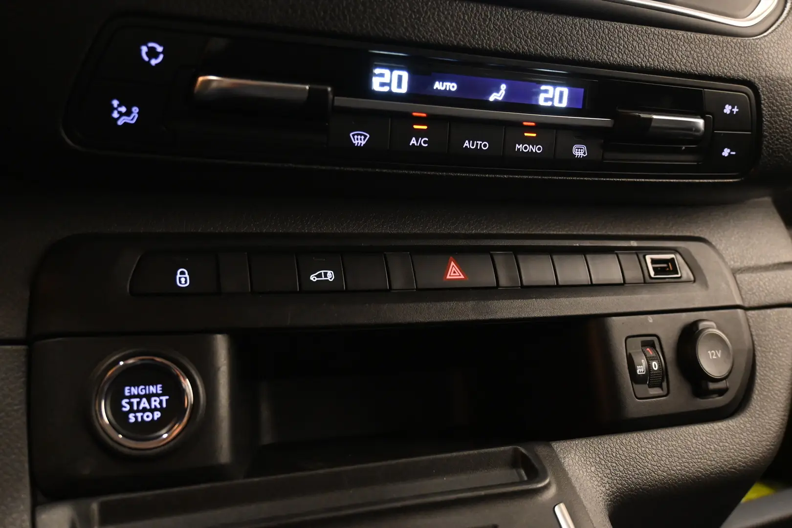 Car Image - 1KUM33XEESLai3At9q4SXJ