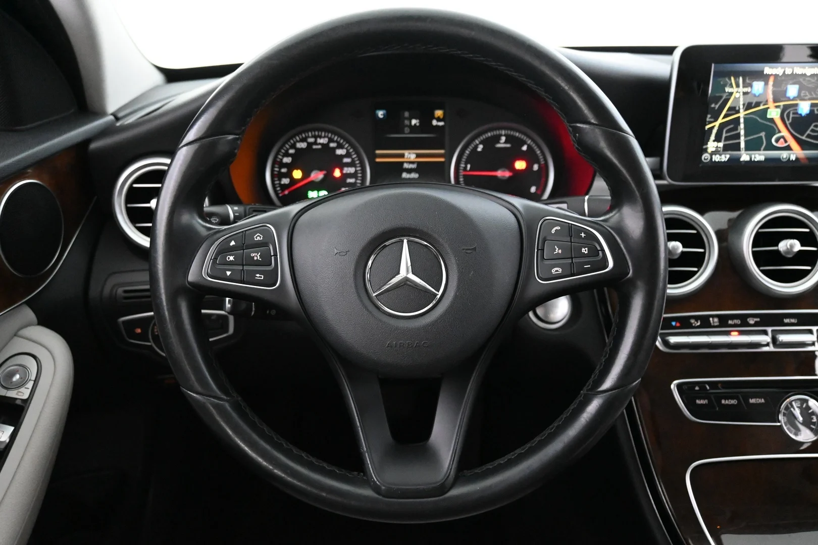 Car Image - 3aFC5xvNplkXSLxxISnTik