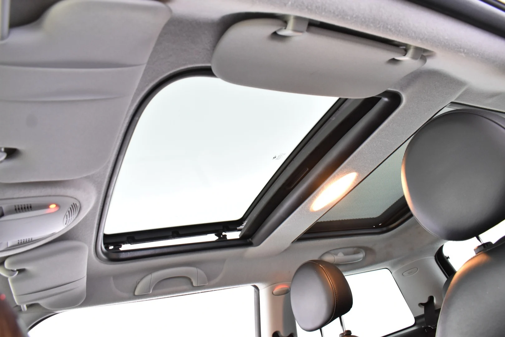 Car Image - 44M3Uwio37nICO6c0tV7Cb