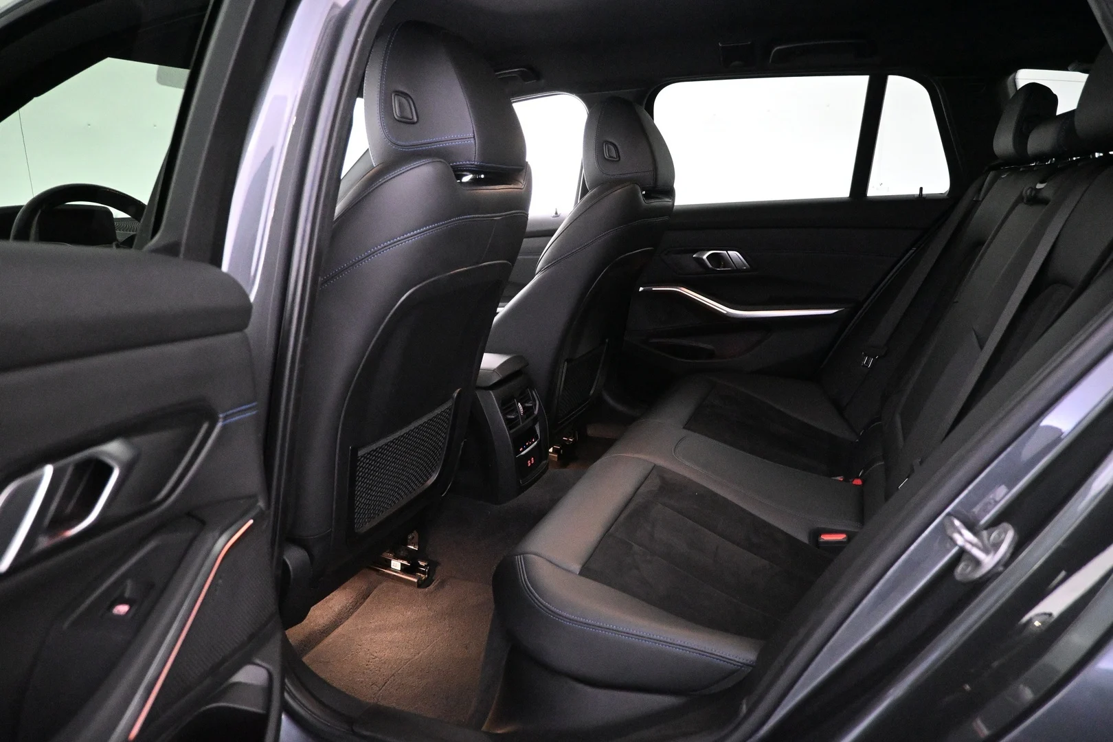 Car Image - 24SEEHFjvdBGnbYpv3QCvd
