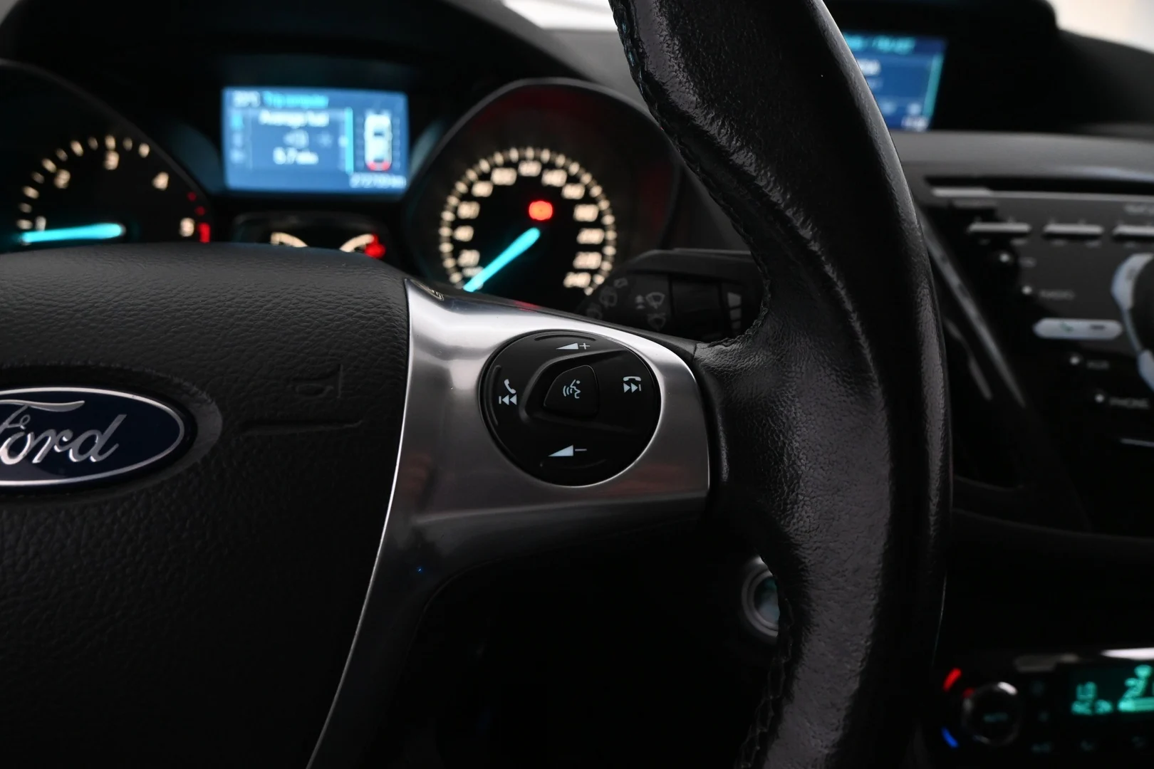 Car Image - 4M9CwUYZBEYrgNSxNn6oRM