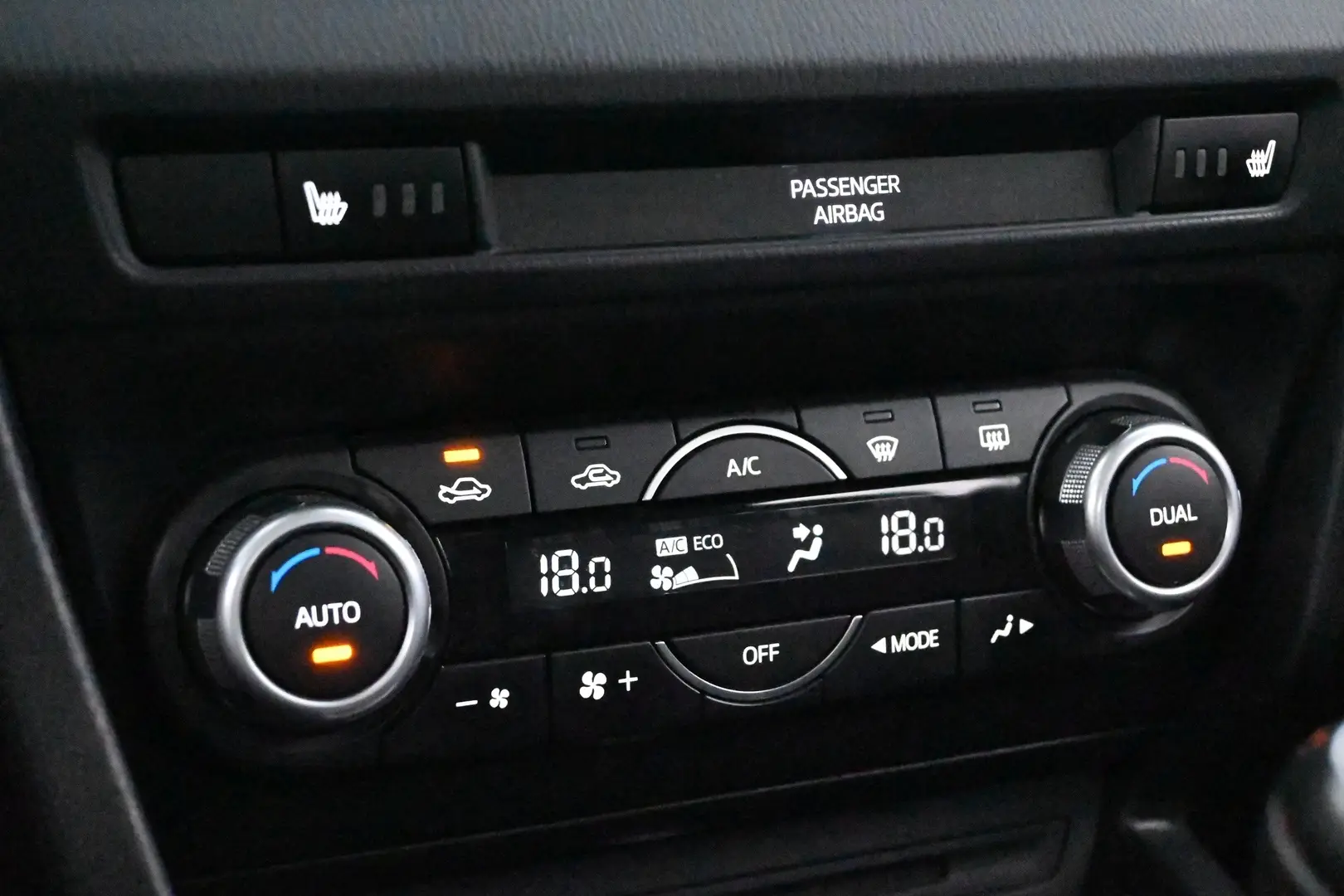 Car Image - 3XpqR2Bt6zTg4O96ONSkvH
