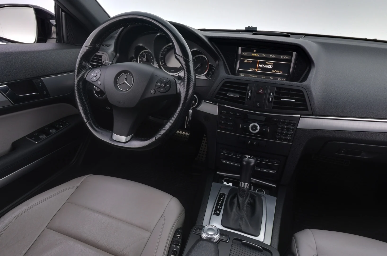 Car Image - 2o3m280HEmD4iZ9e4Q8fSf