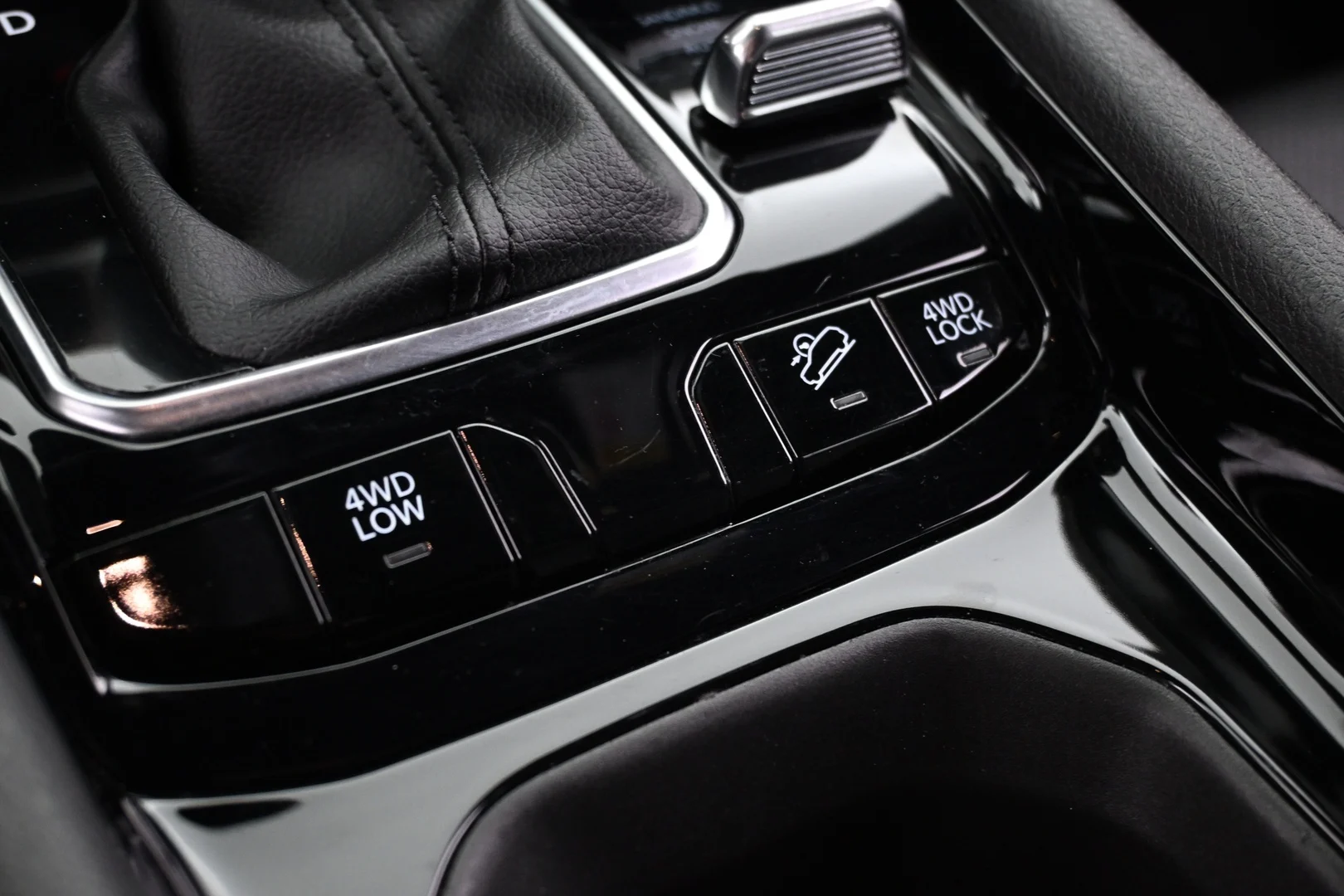 Car Image - 3j2mIhjjh9RvihyQD3itHR