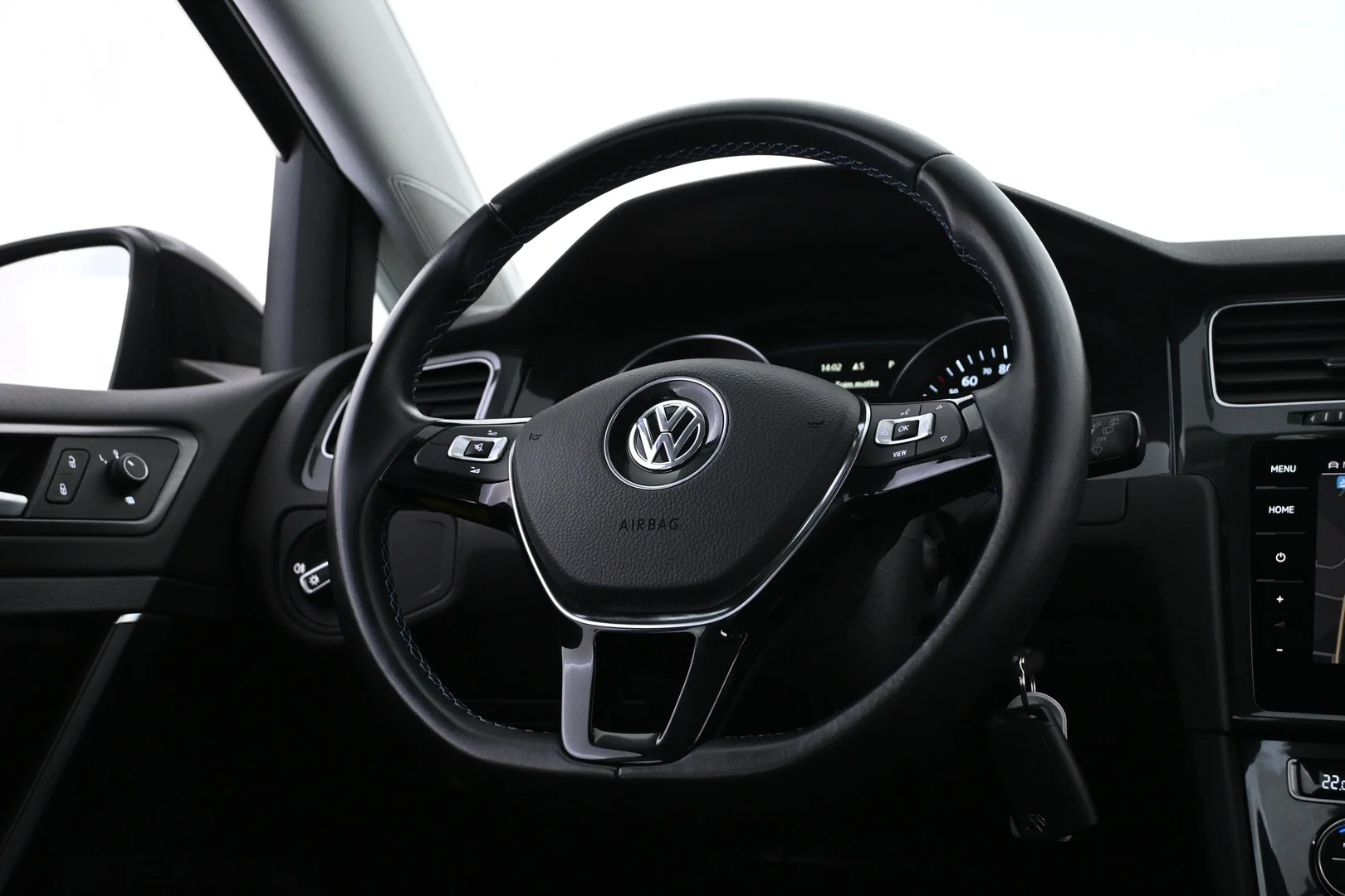 Car Image - 6KiEBD2HOeGFTjQPnIYT7i
