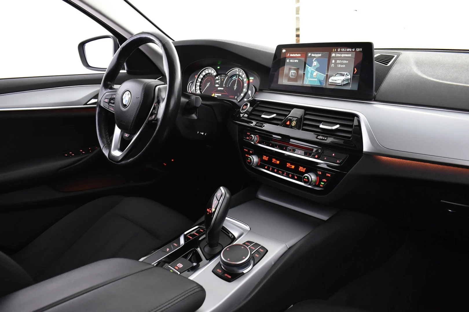 Car Image - 77vaBhMK5gy0RyA2hplSaH