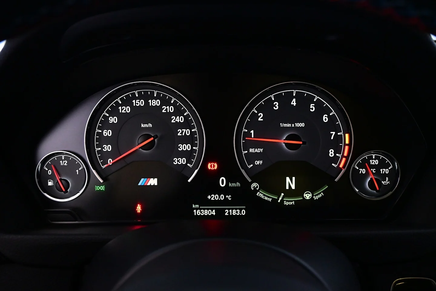 Car Image - akbDnVgzNYHma2C1xNXtI