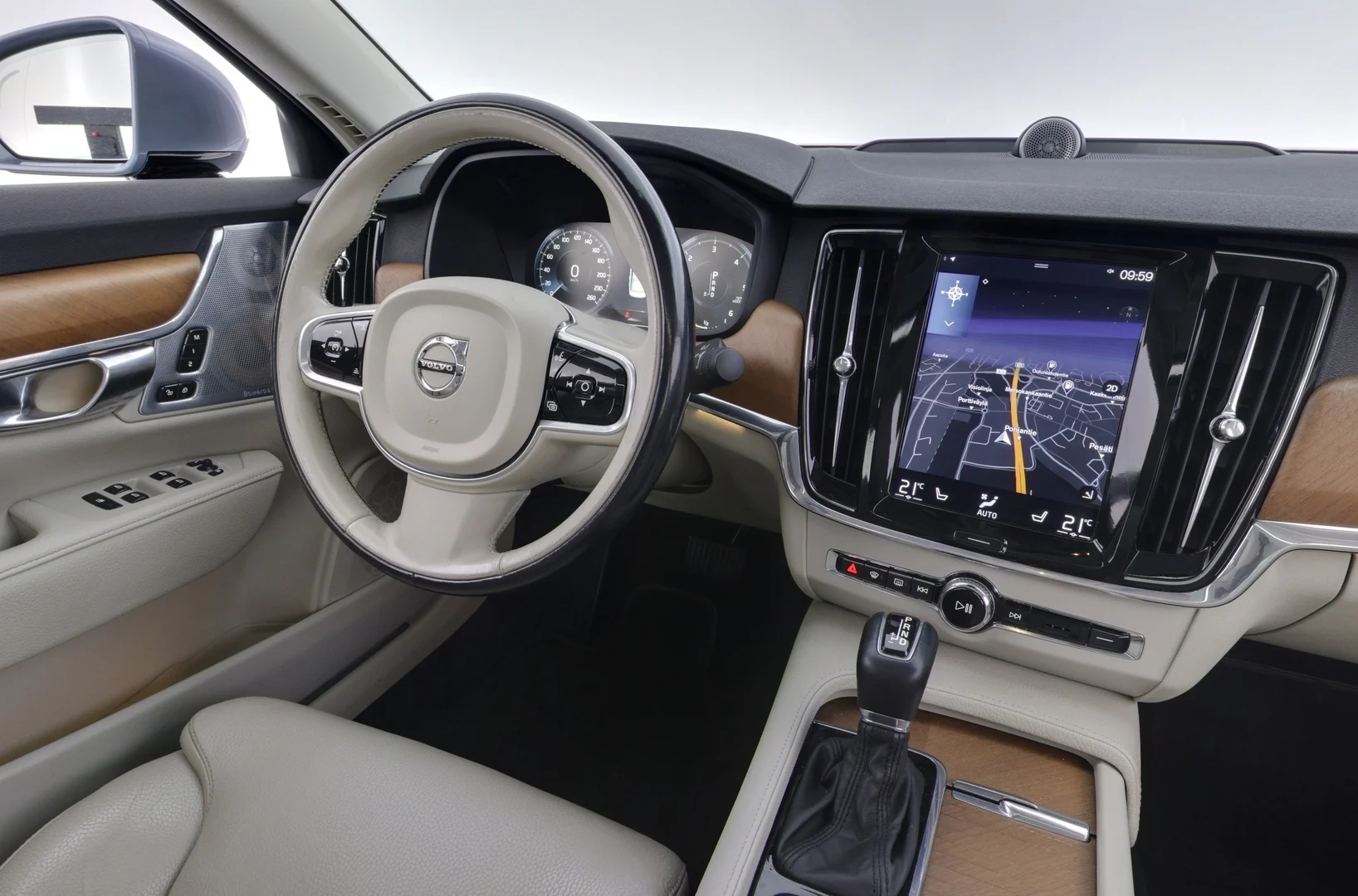 Car Image - 6iwjL8zM5164cbYVqZJ4MC