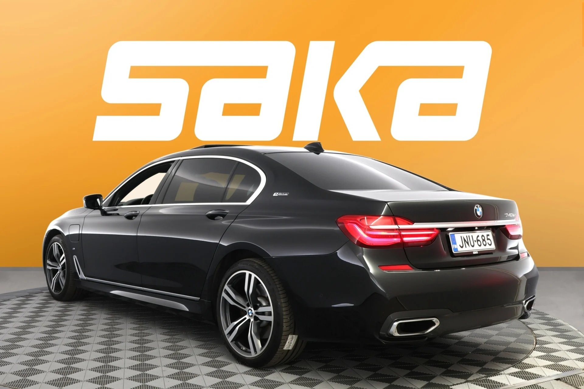 Car Image - liVEyLGqy73B1bmfjZ2No