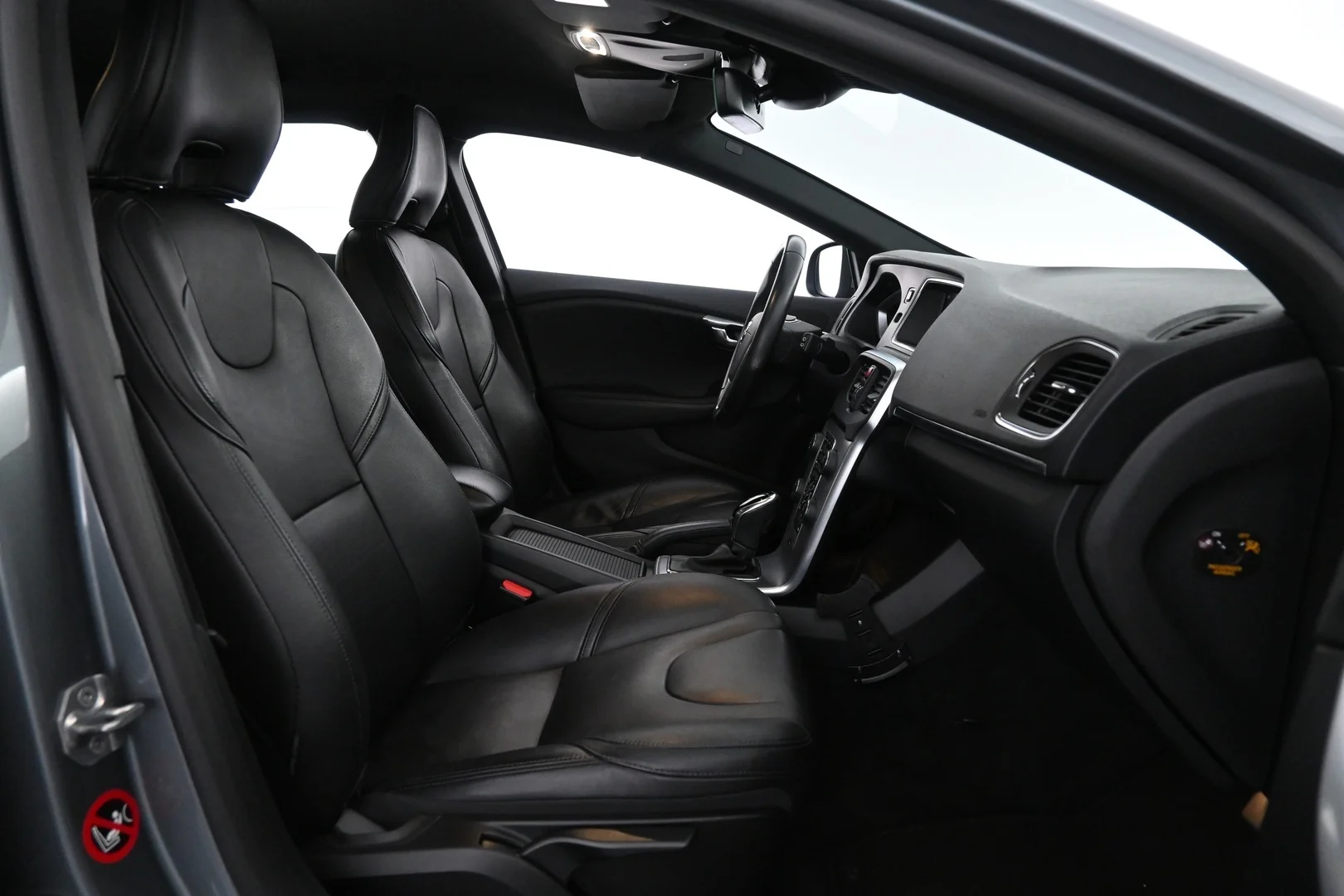 Car Image - 3QRIzCRTL1kW64cgPsKop0