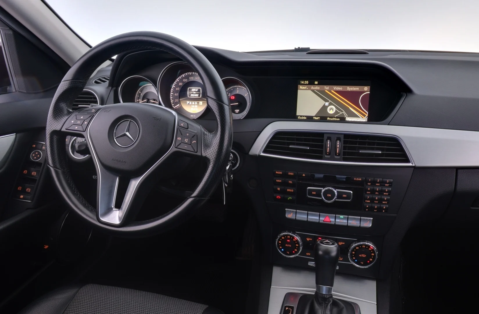 Car Image - 9pnsRtMAwZ7pae1Lvy67s