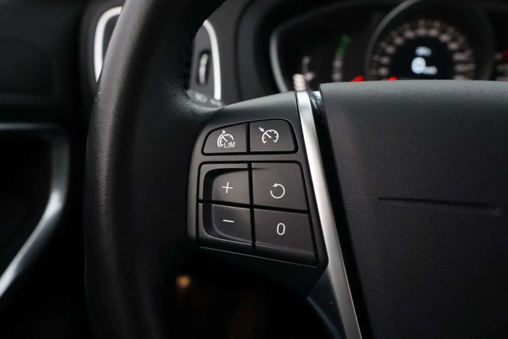 Car Image - 5Bft4XWNlqgnou7wvP1hW