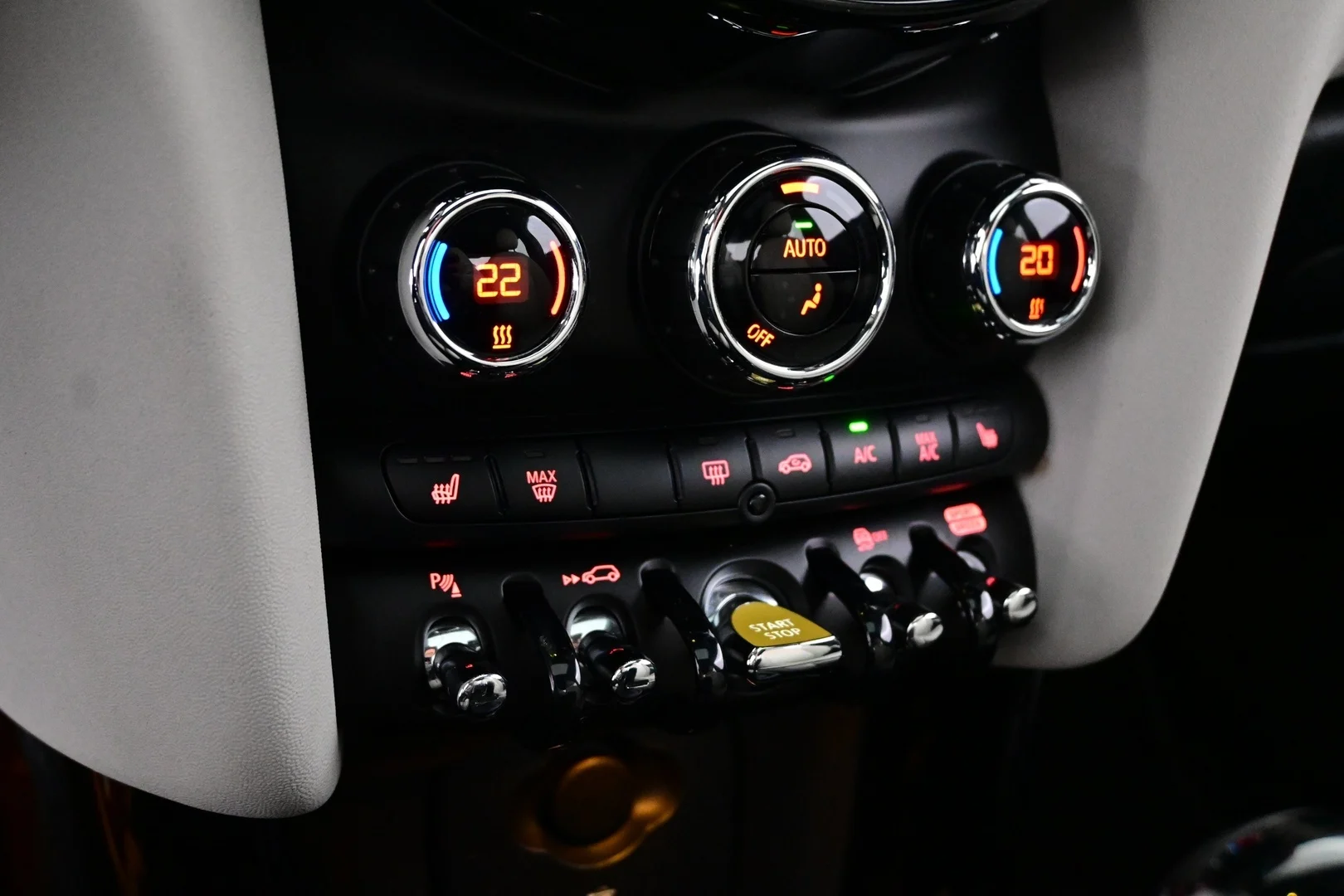 Car Image - 3gpPLHsBQEWrGCGRpIfZHS