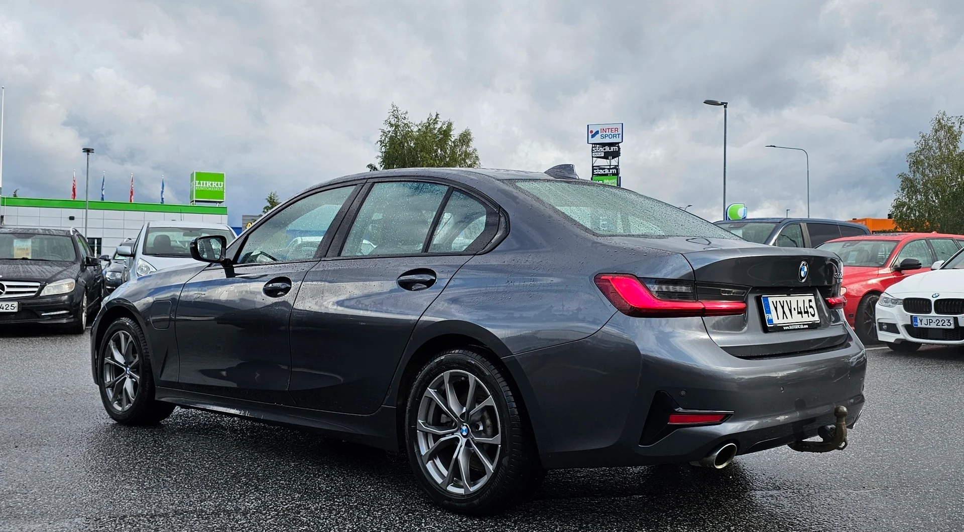 Car Image - 3SjOL3FjpsKpUmUN1dXtdU