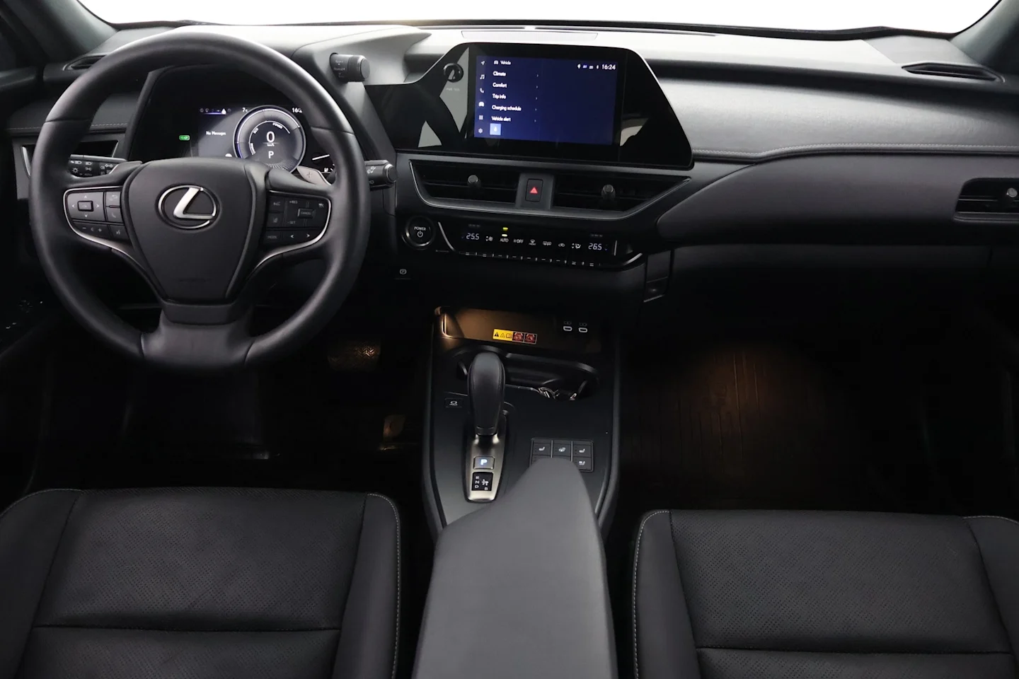 Car Image - 3Lxx1tuTk9mJaAMqc6ot8L