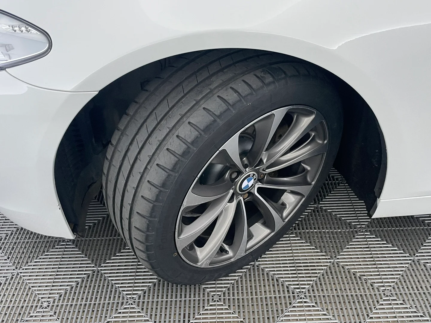 Car Image - 7bxQ1AUQQWckimNMqKnGFv