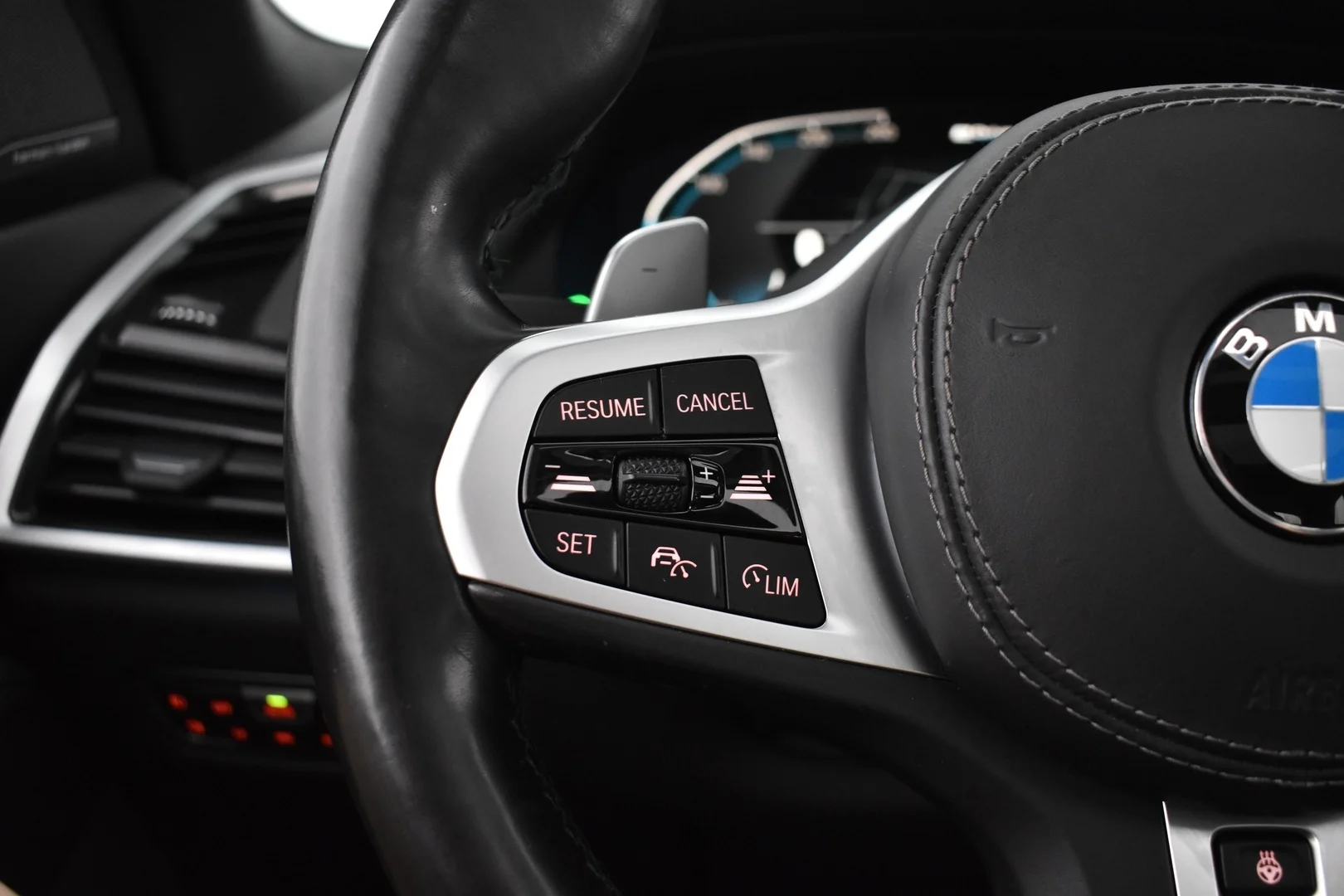 Car Image - 35Co30eE9zzTrEPYkSErlm