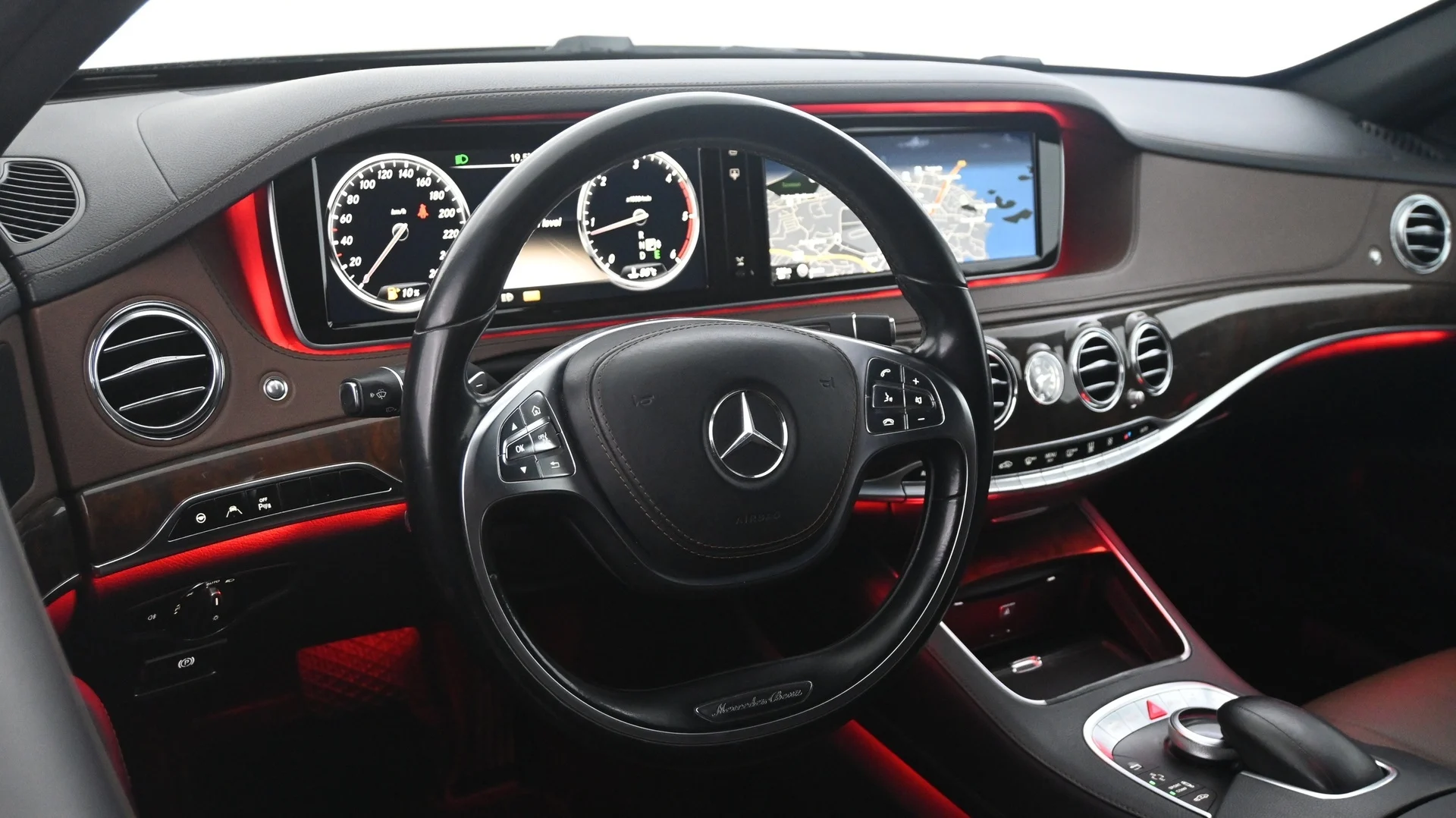 Car Image - 1ETBll91s4zL4Phg3ME8p4