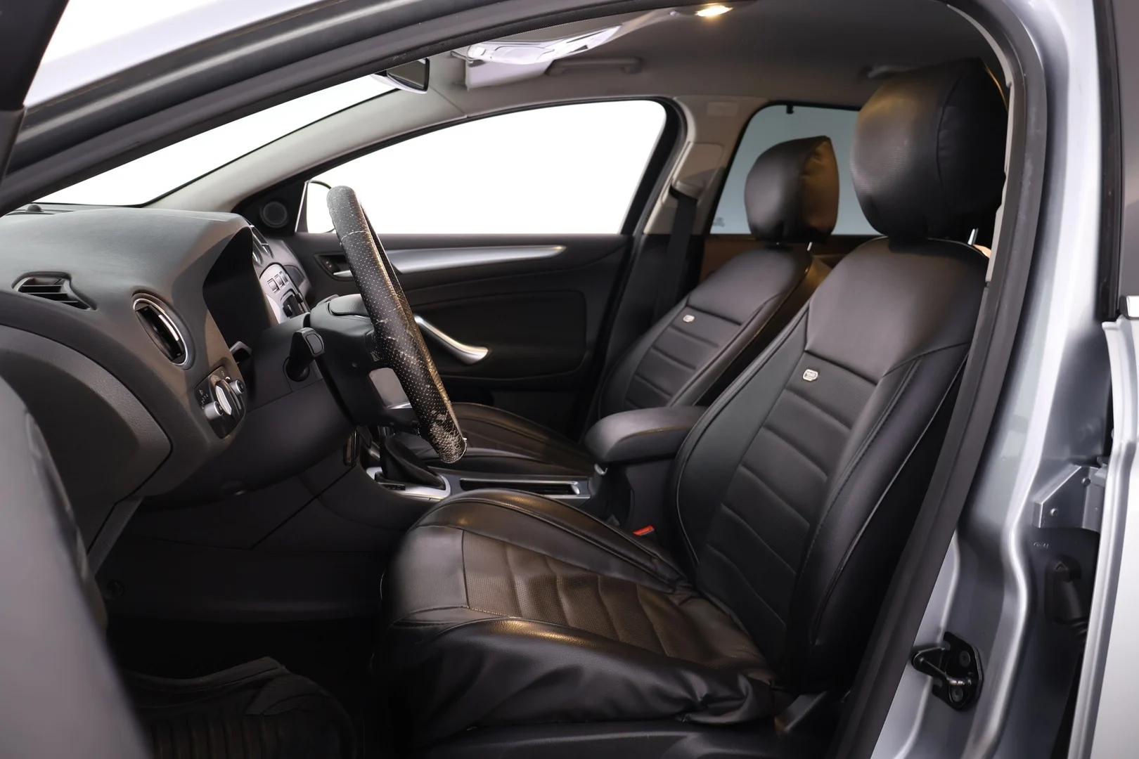 Car Image - vXcW9Znu7BZRGoNUyCR7F