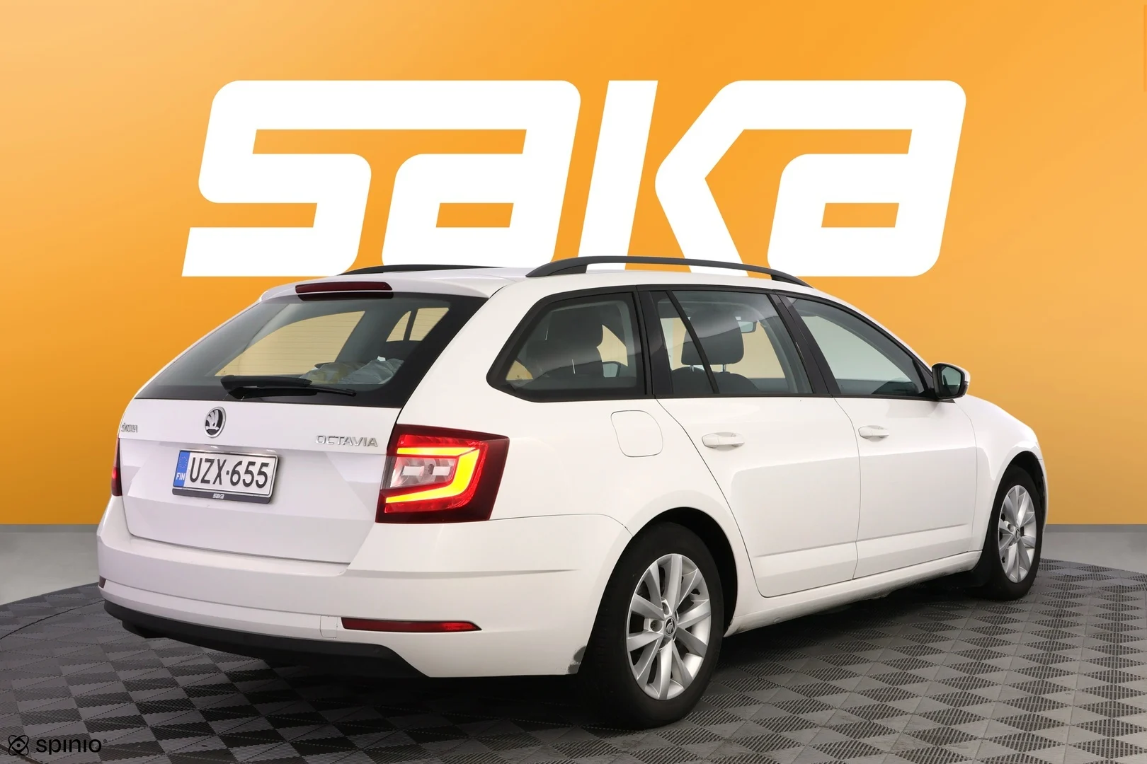 Car Image - 3lkmB917BJpj7P7CSJDxI1