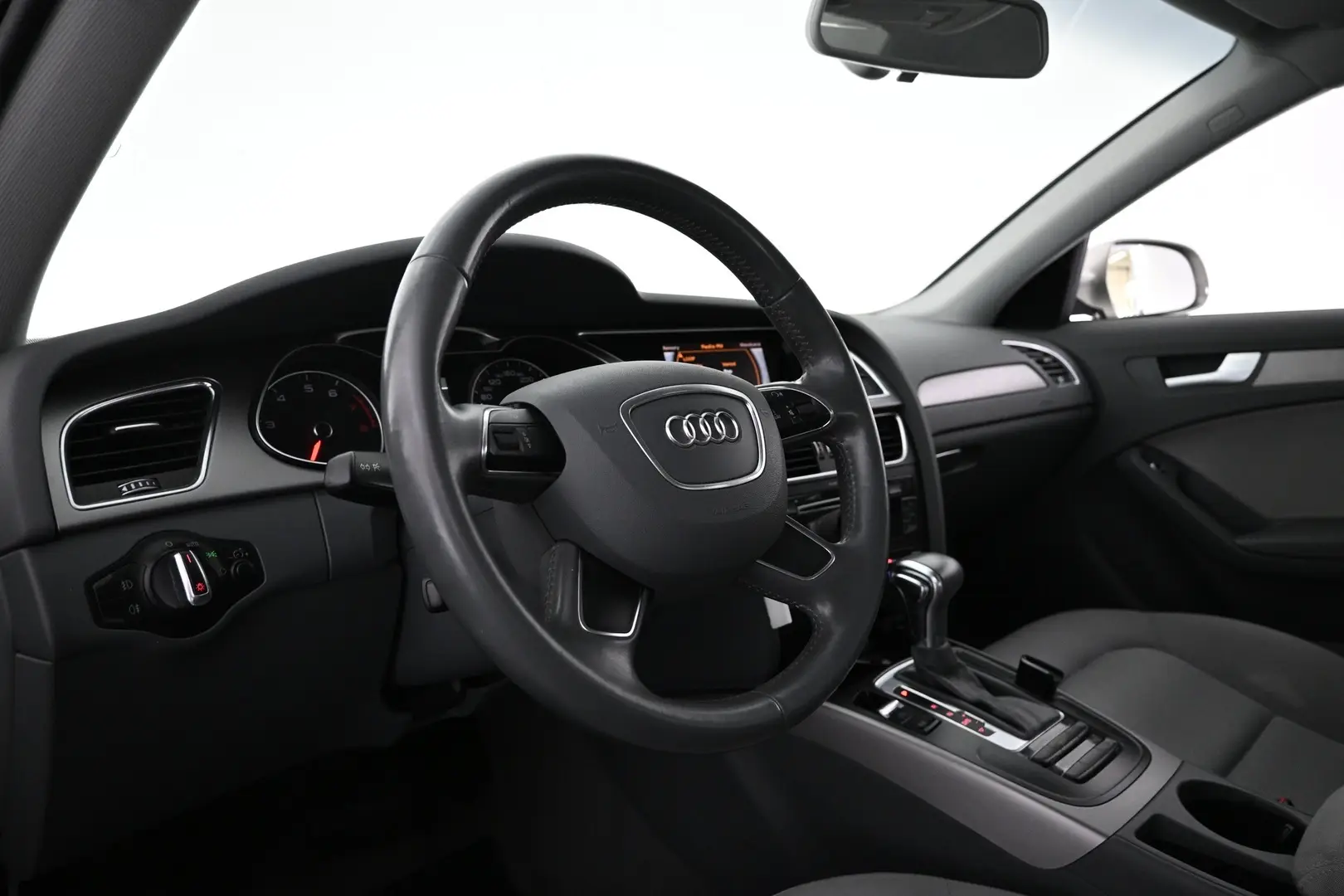 Car Image - 56iZCVwER9s9BDmAEDbYrk