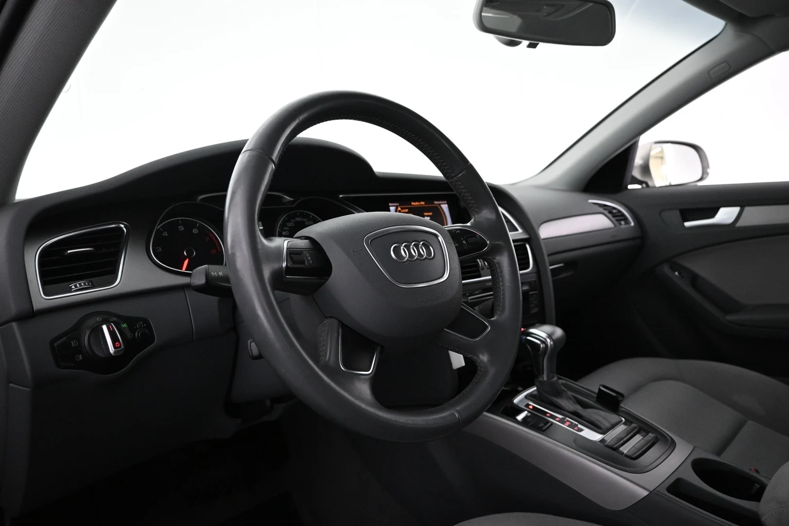 Car Image - 56iZCVwER9s9BDmAEDbYrk
