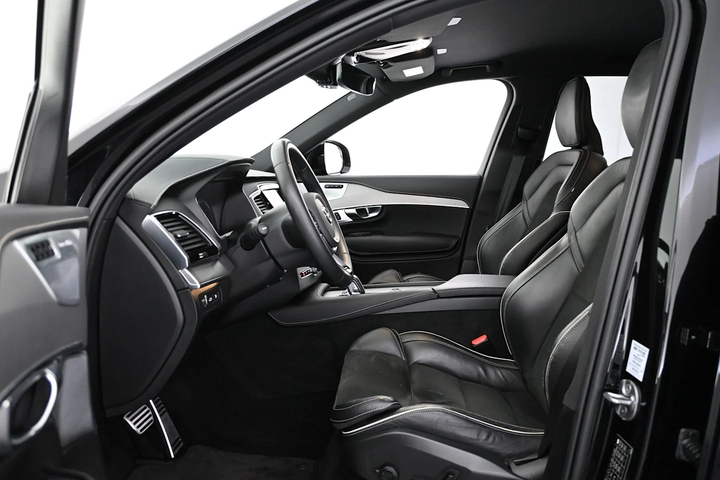 Car Image - 4etBPJxSIwD8JzeMNTFZLf