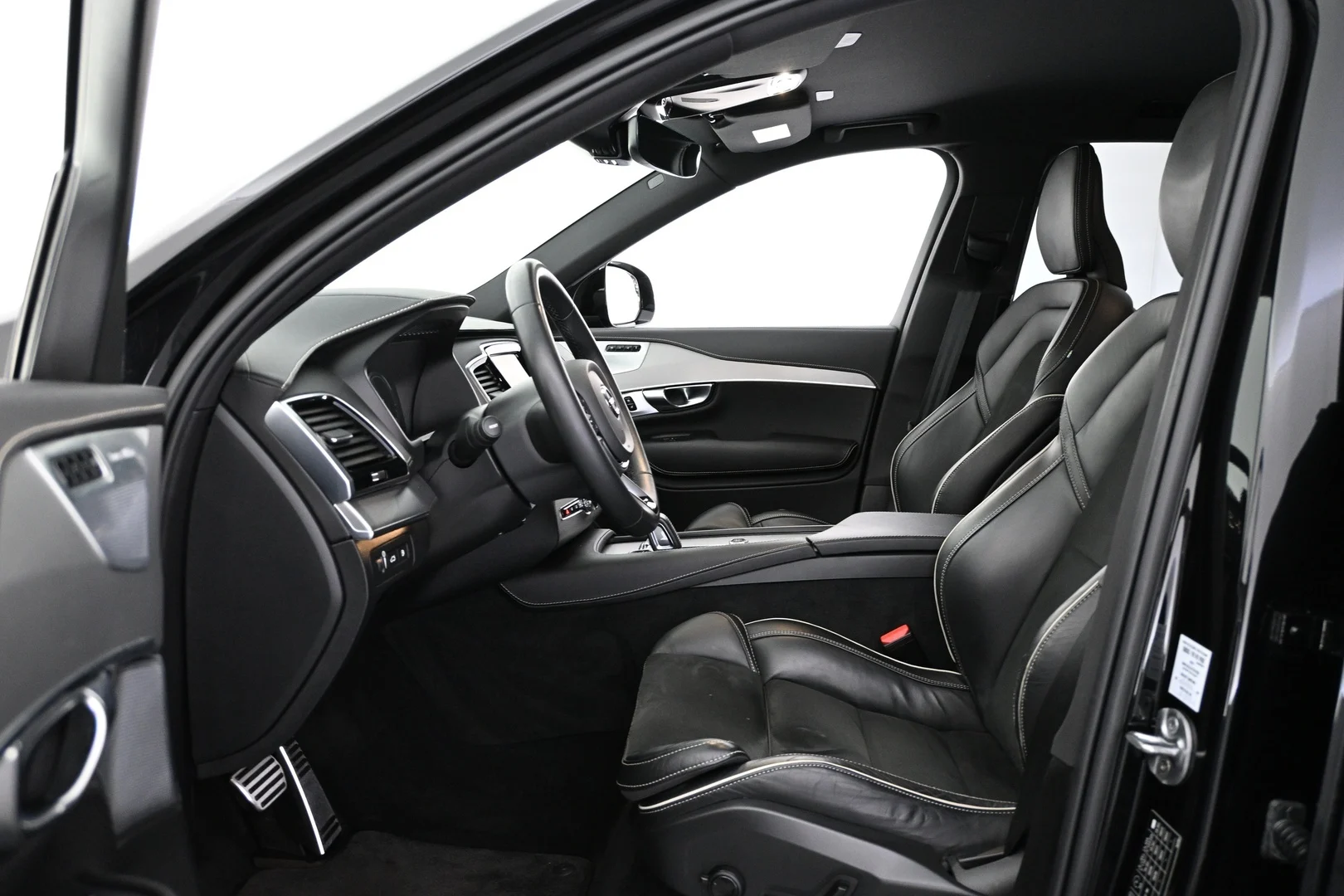 Car Image - 4etBPJxSIwD8JzeMNTFZLf