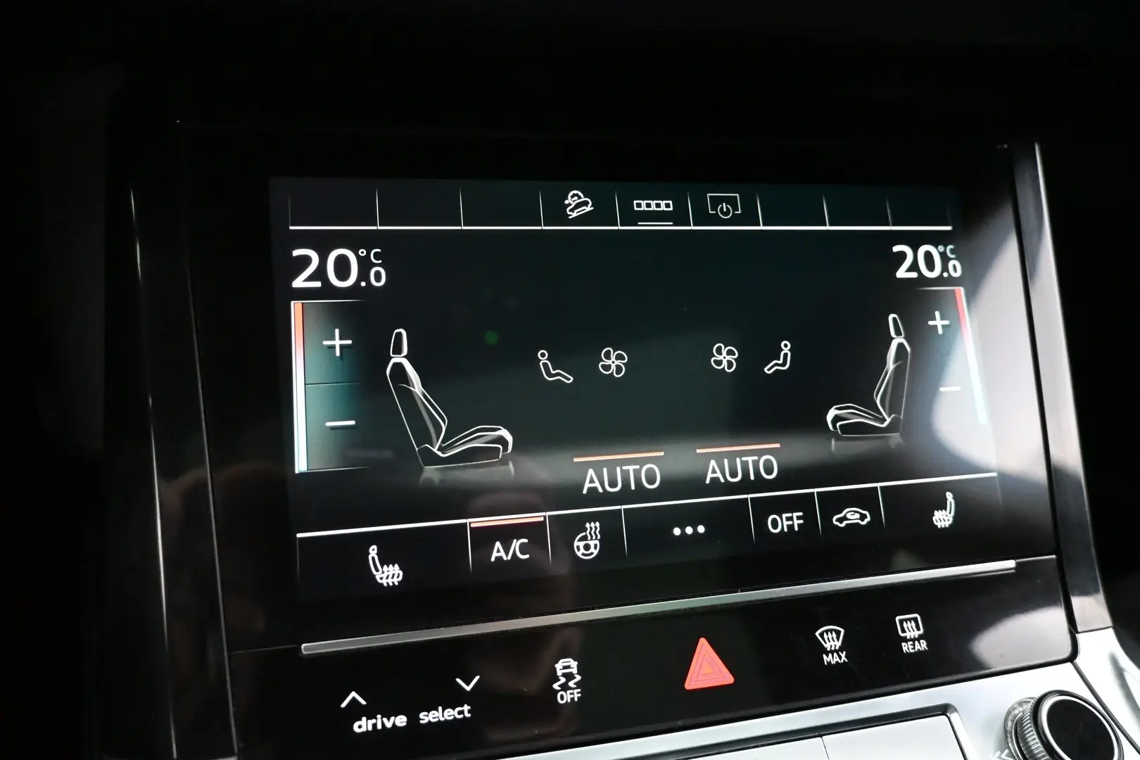 Car Image - 2Vhv4TxSLJLpx4kFKMtuMn