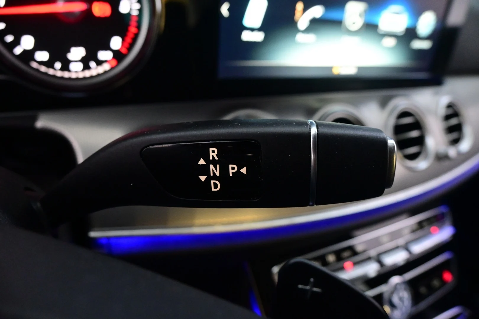 Car Image - 7LrAF3jB2NGg21sVZ9kQiX