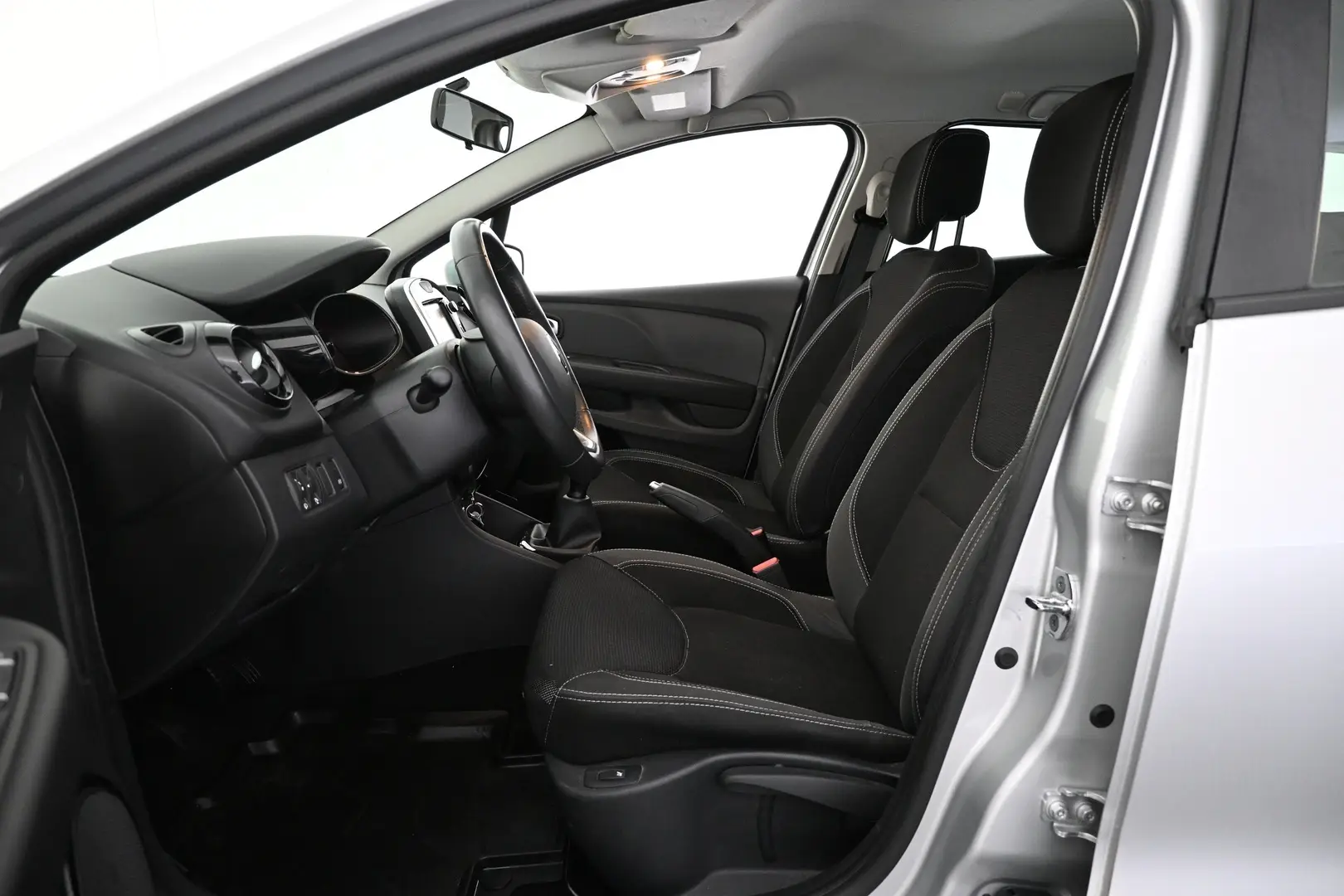 Car Image - 1QkjJbfLRtcMcg94J1Yc5V