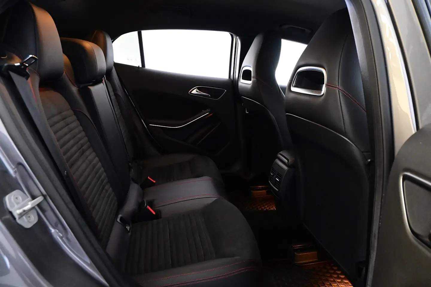 Car Image - 1GpdwCLGKrR0gAWLxZOGjh