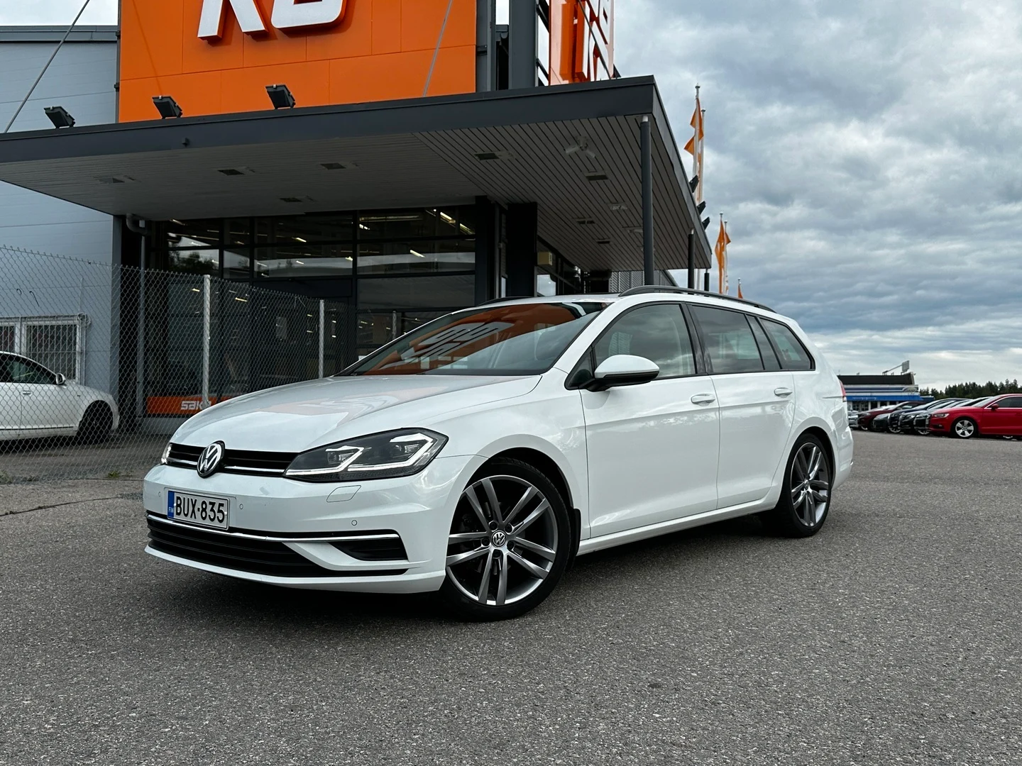 Car Image - 6ltaTK1aSu7mLiyZzm8v7l