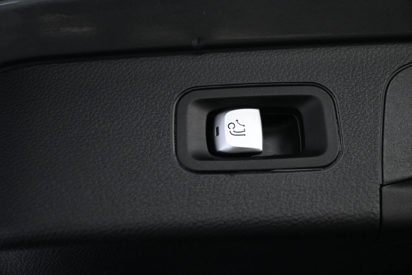 Car Image - 4RHvGbQbv1eImPt51pWnVU