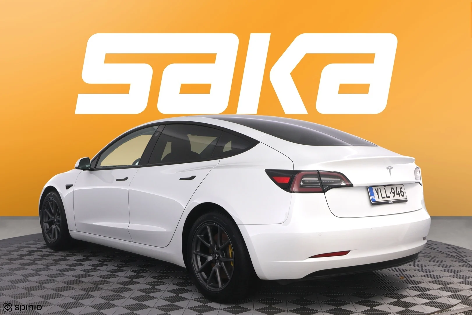 Car Image - 17iFfma0fzE860T9CVjdm0