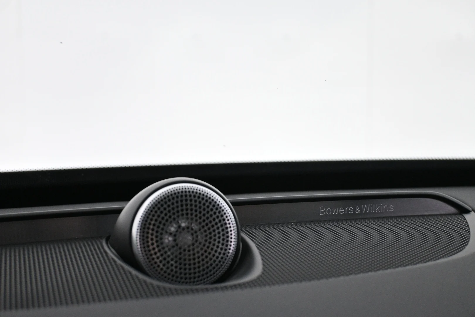 Car Image - 4T5VMiU8ZAX75Pk13U6mid