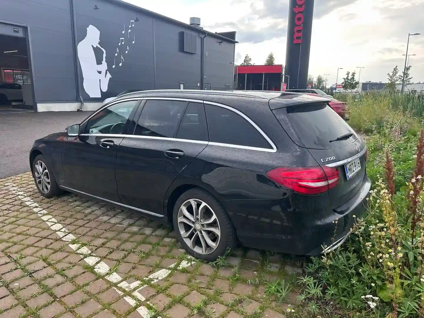 Car Image - 2cby1U2EWLtU3Qtzx5Bk62