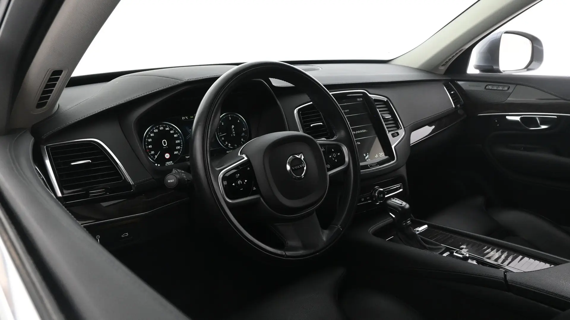 Car Image - 1iFaSm8cfhKBSjtSmPGvg7