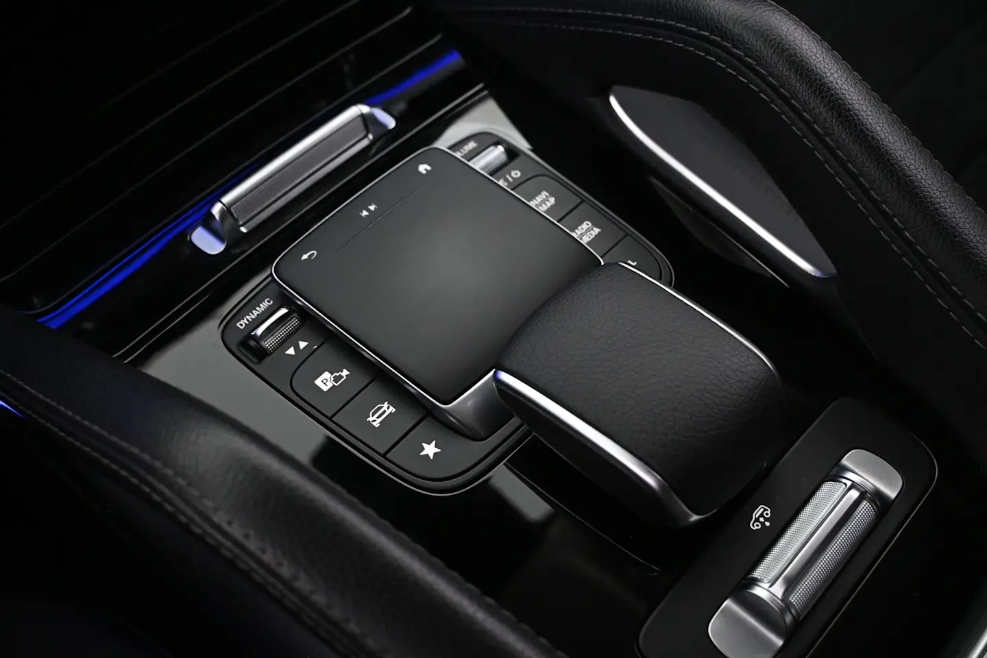 Car Image - 7oZLEZvf1kQZTFS4zOj1Zb