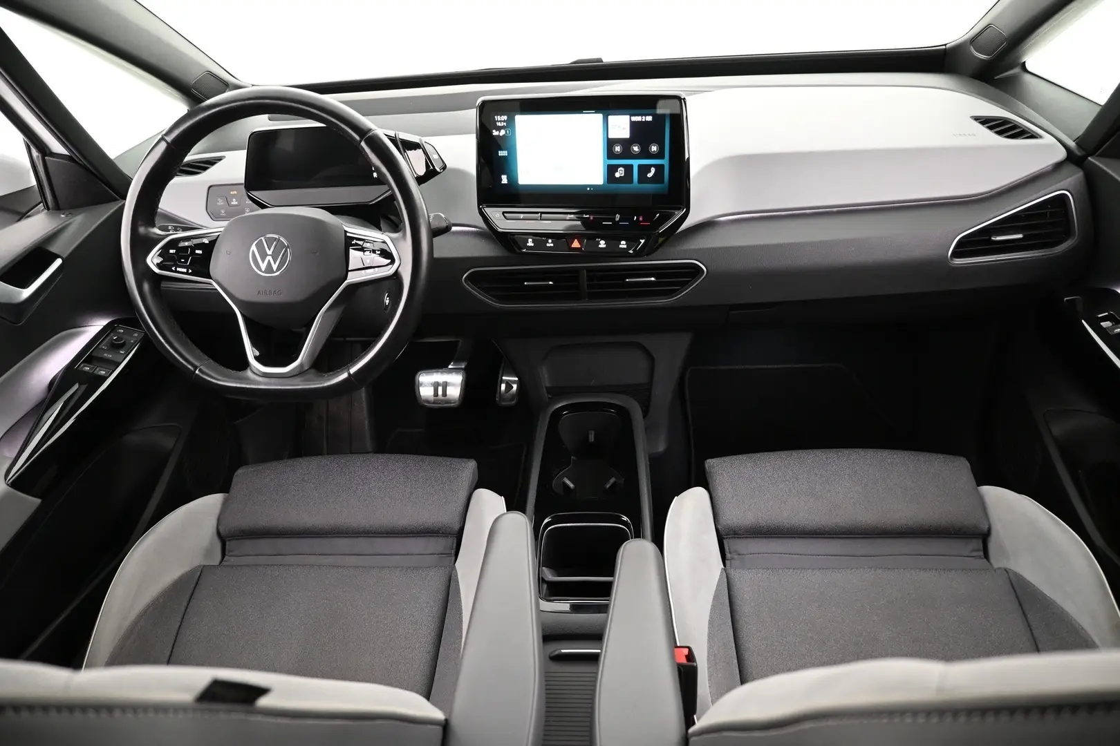 Car Image - 41UL4VmYJiX5vrIBmF1qW6