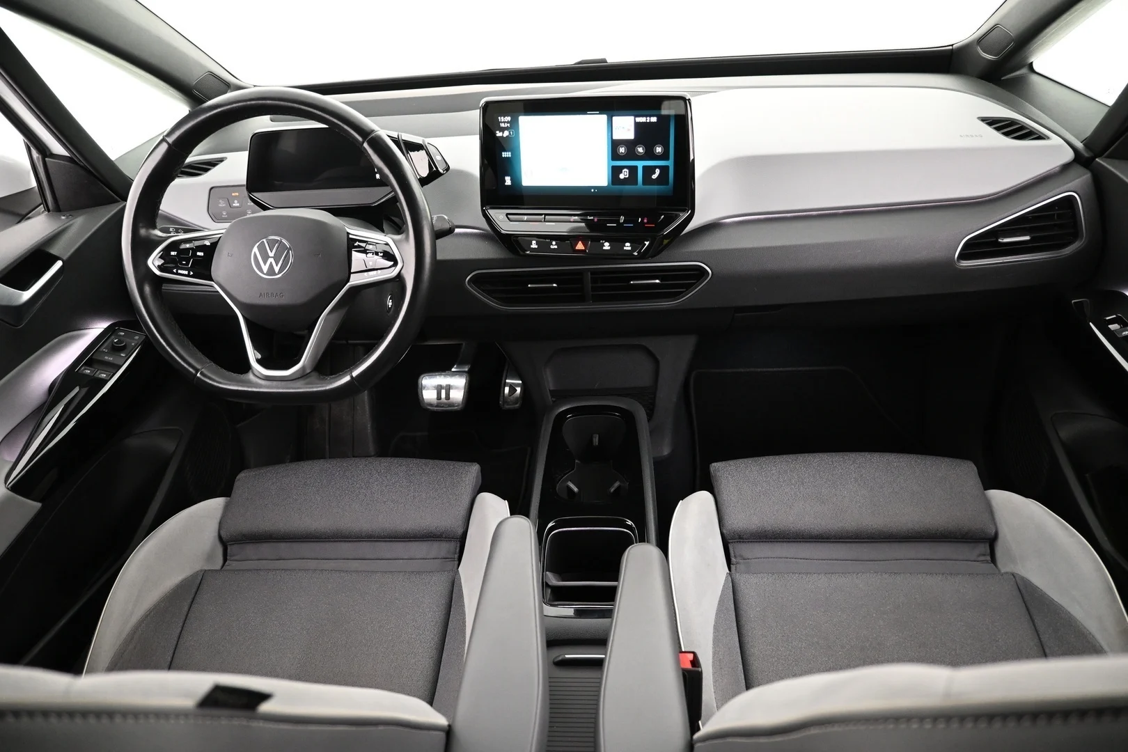 Car Image - 41UL4VmYJiX5vrIBmF1qW6